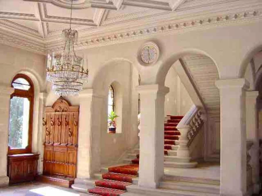 Charming Romantic Tower In Chateau Estate Ocquerre Zewnętrze zdjęcie