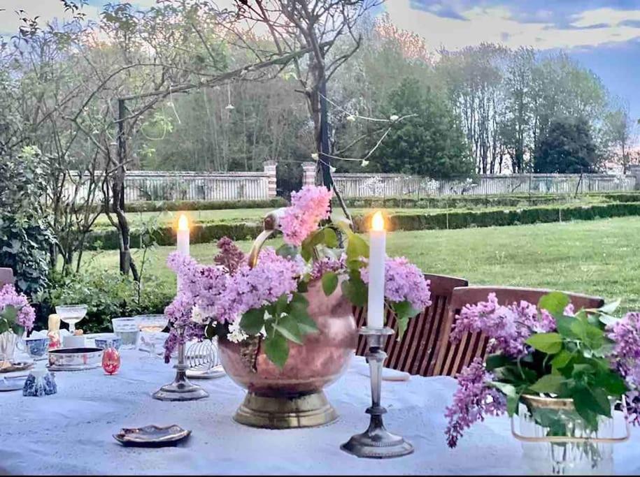 Charming Romantic Tower In Chateau Estate Ocquerre Zewnętrze zdjęcie