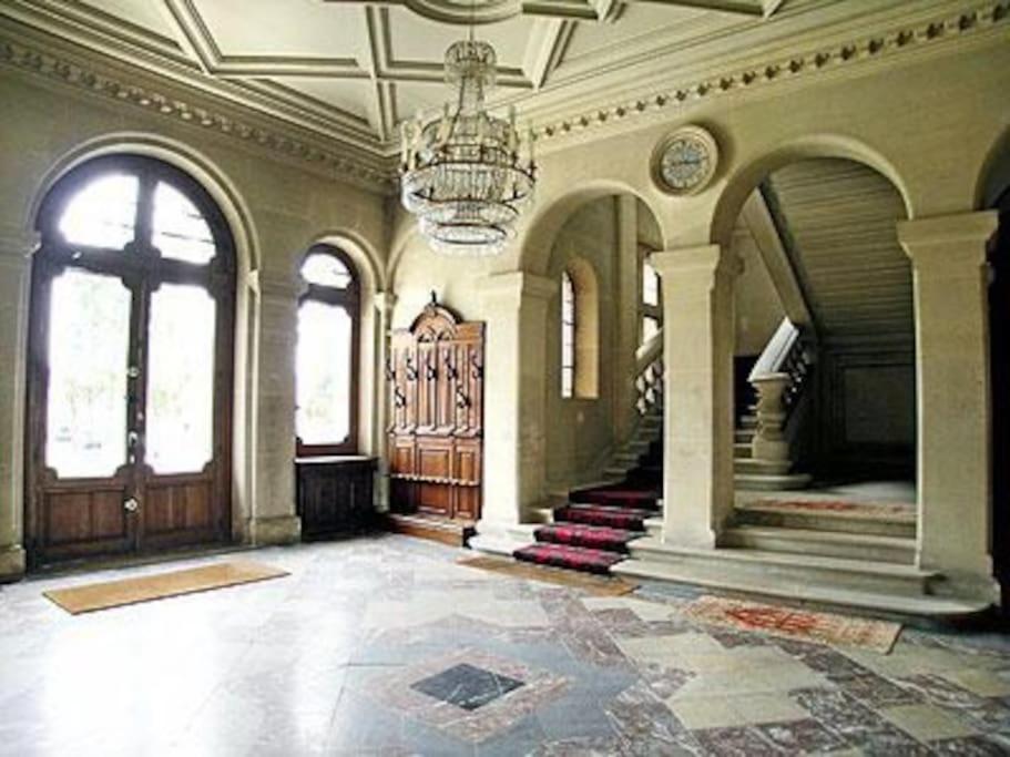 Charming Romantic Tower In Chateau Estate Ocquerre Zewnętrze zdjęcie